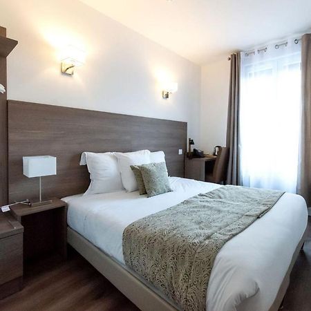 Hotel Le Theatre Suresnes Zewnętrze zdjęcie